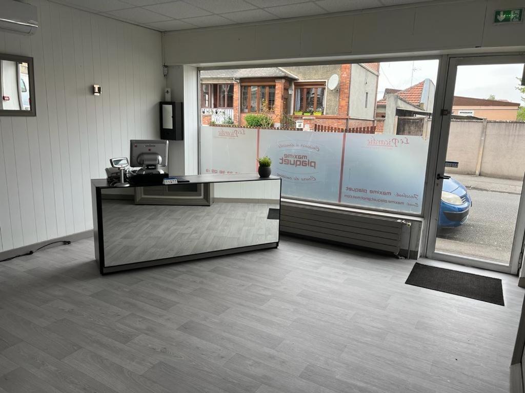 Hotel Restaurant Le Picardie Chauny 외부 사진